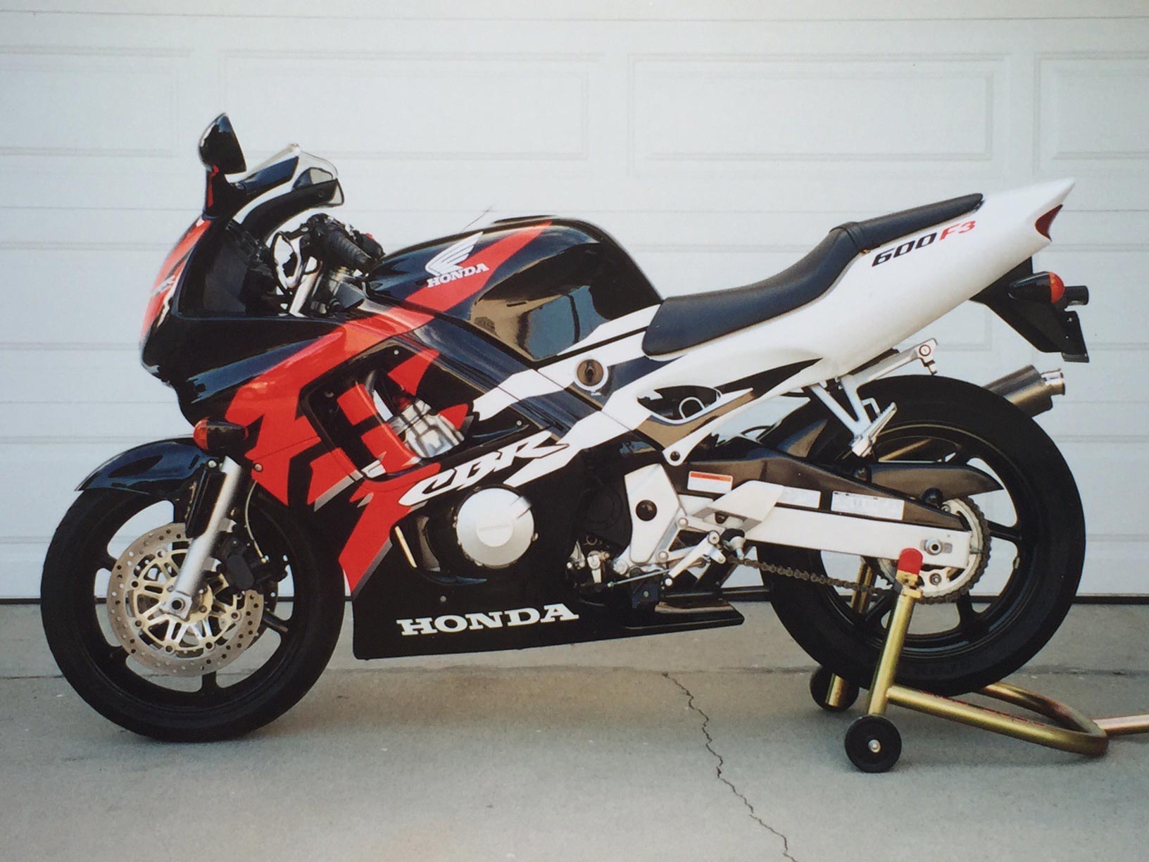 Honda 600 CBR 1997: Is It the Best 90s Sportbike?