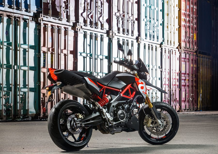Discover the Power of the Aprilia Dorsoduro 750: A Perfect Blend of Speed and Agility