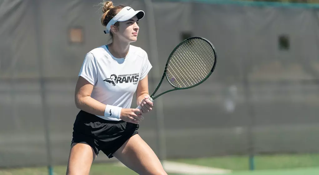 Discover Luana Seyboth Wild: Tennis Player and Sister of Thiago Seyboth Wild