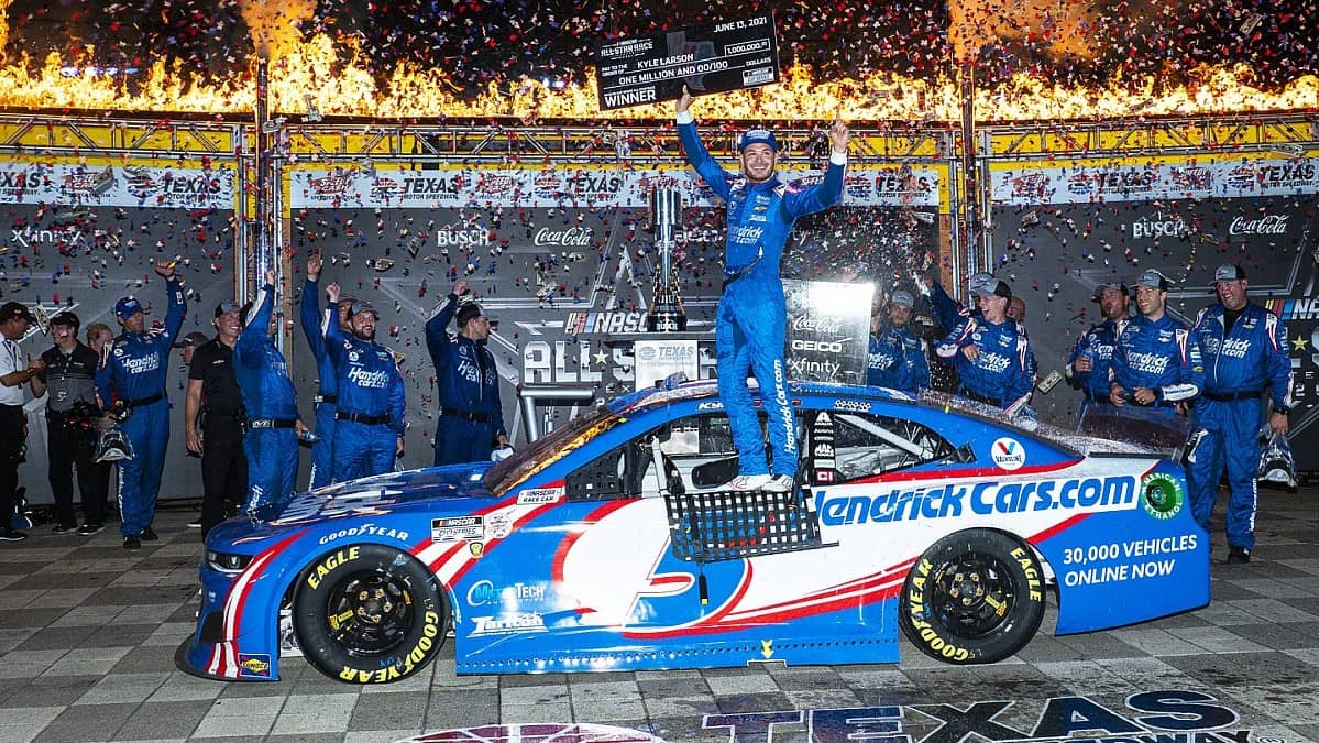 Kyle Larson 2021 Wins Texas: See How He Crushed It!