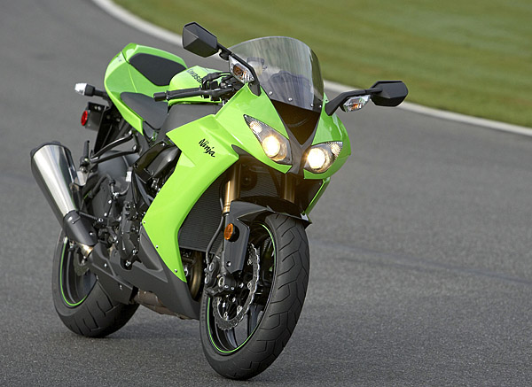 Kawasaki ZX10 2008 Review: Specs, Features and Performance