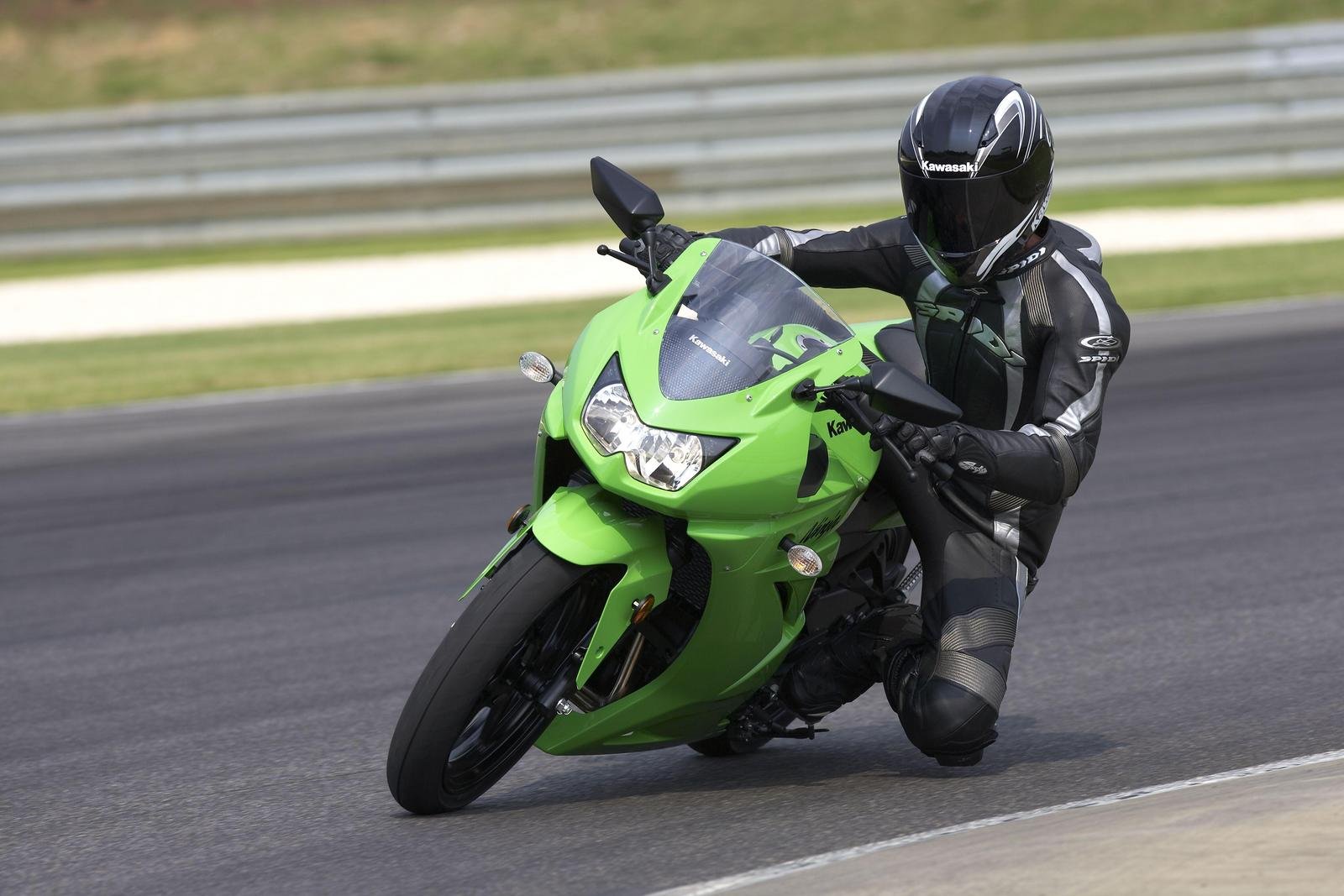 2008 Kawasaki 250 Ninja Review: A Riders Perspective
