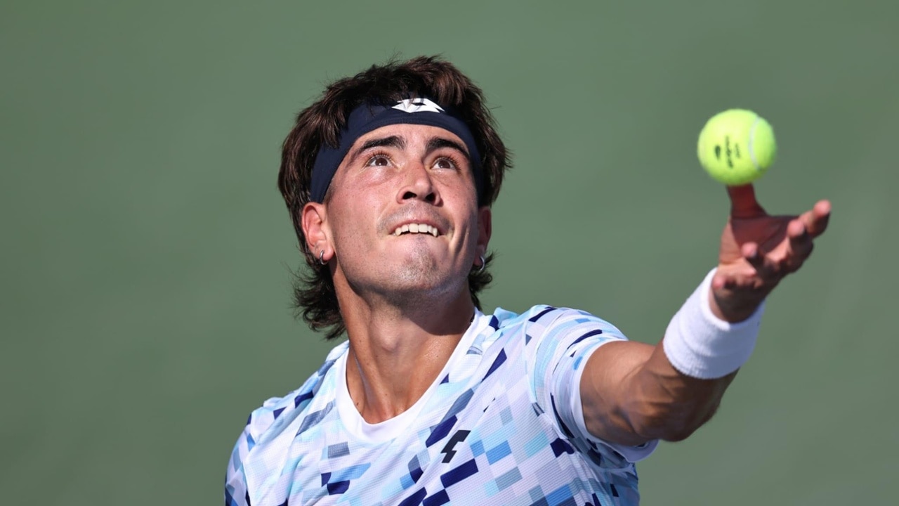 Comesana Tennis: Your Ultimate Guide to Rackets and Gear