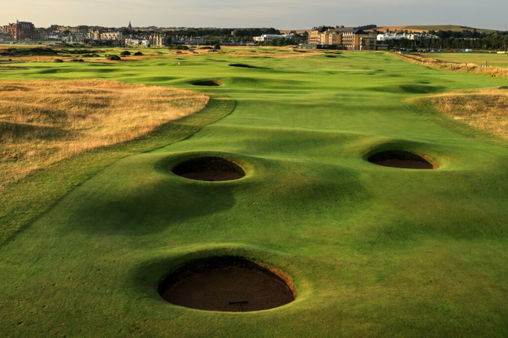 Whats the price to play the Old Course? Get the cost details