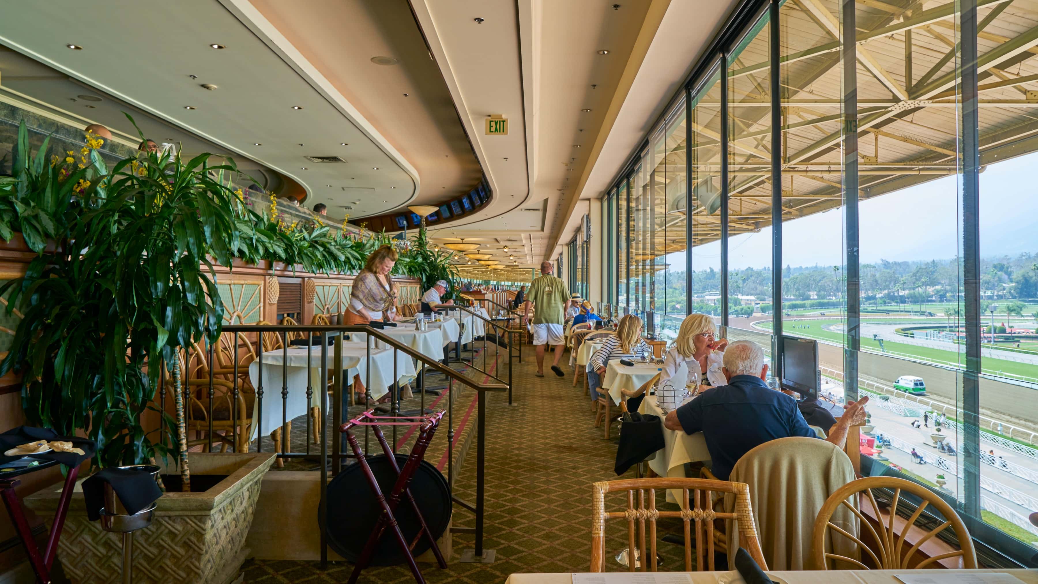 All About Santa Anita Track Profile: Get the Inside Scoop on This Iconic Venue.