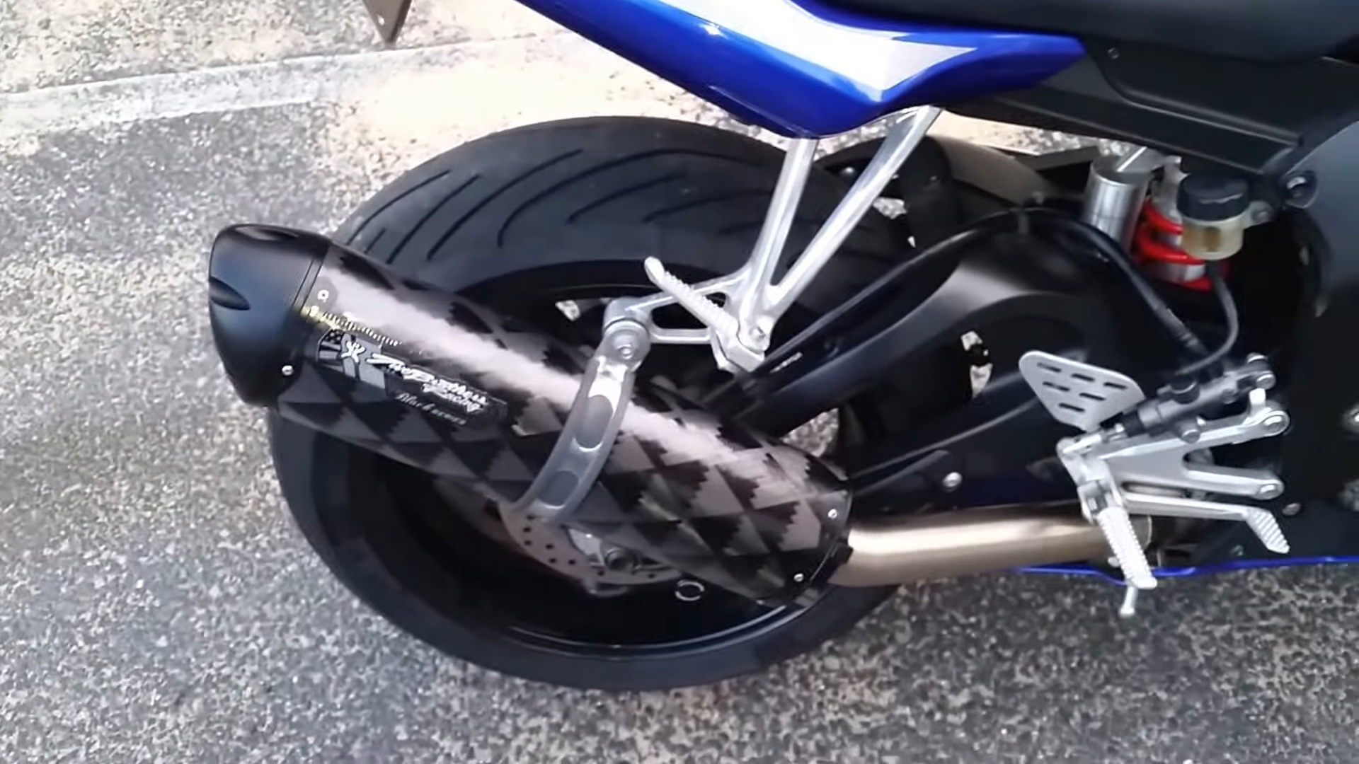 What is the best exhaust for 05 r6? Performance and sound upgrades