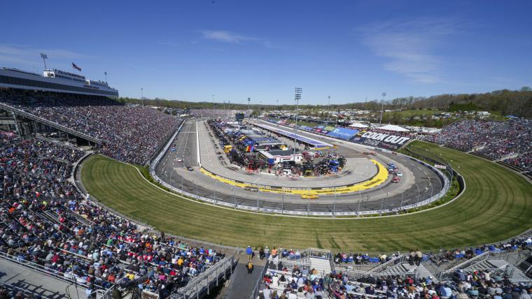 Who Grabbed the Pole in the NASCAR Race Today? See the Starting Lineup!