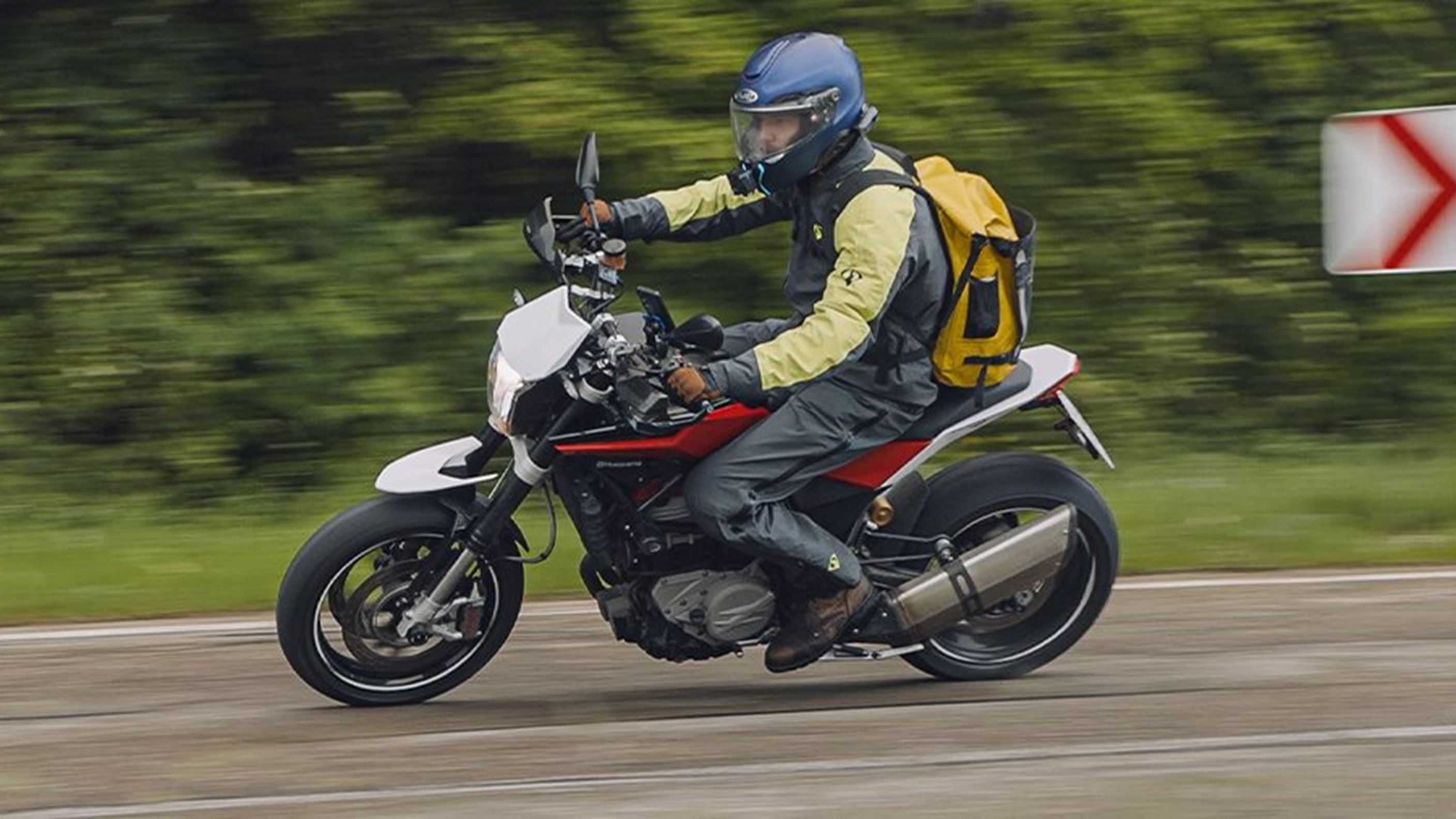 Husqvarna 900 Nuda R Problems (Common Issues and How to Fix Them)