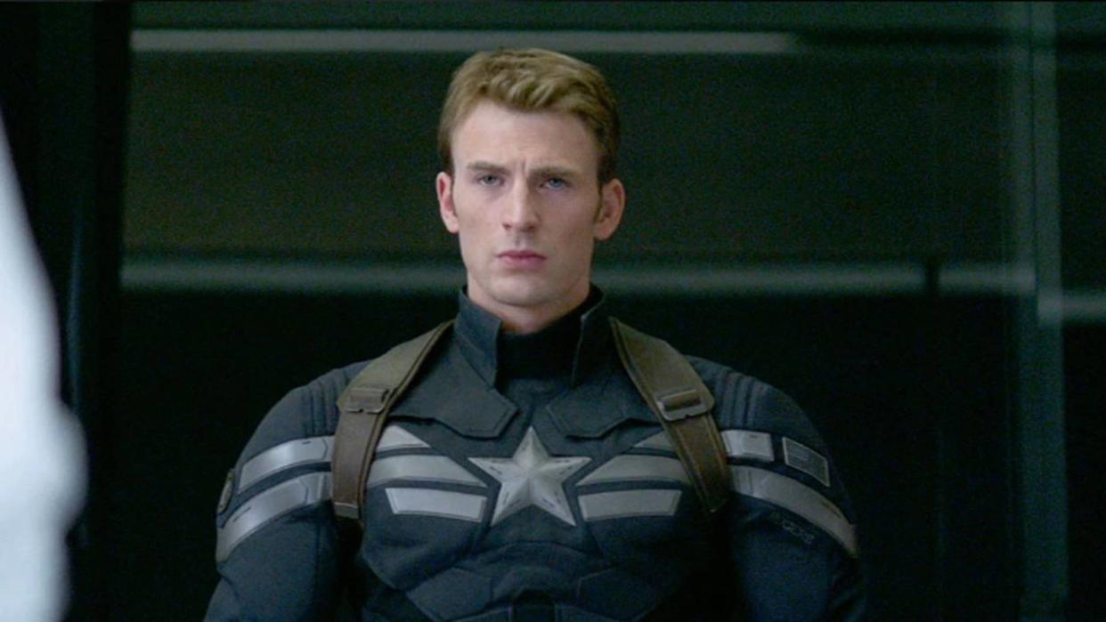 Chris Evans Final Fantasy Team: Check Out Captain Americas Awesome Party!