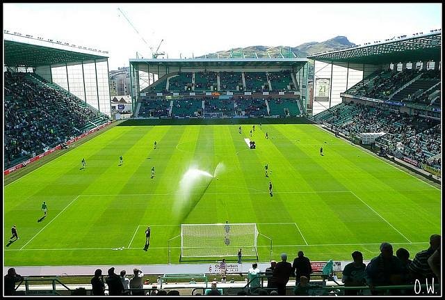Easter Road Stadium Edinburgh: How to Get Tickets (And Where to Sit for the Best View)