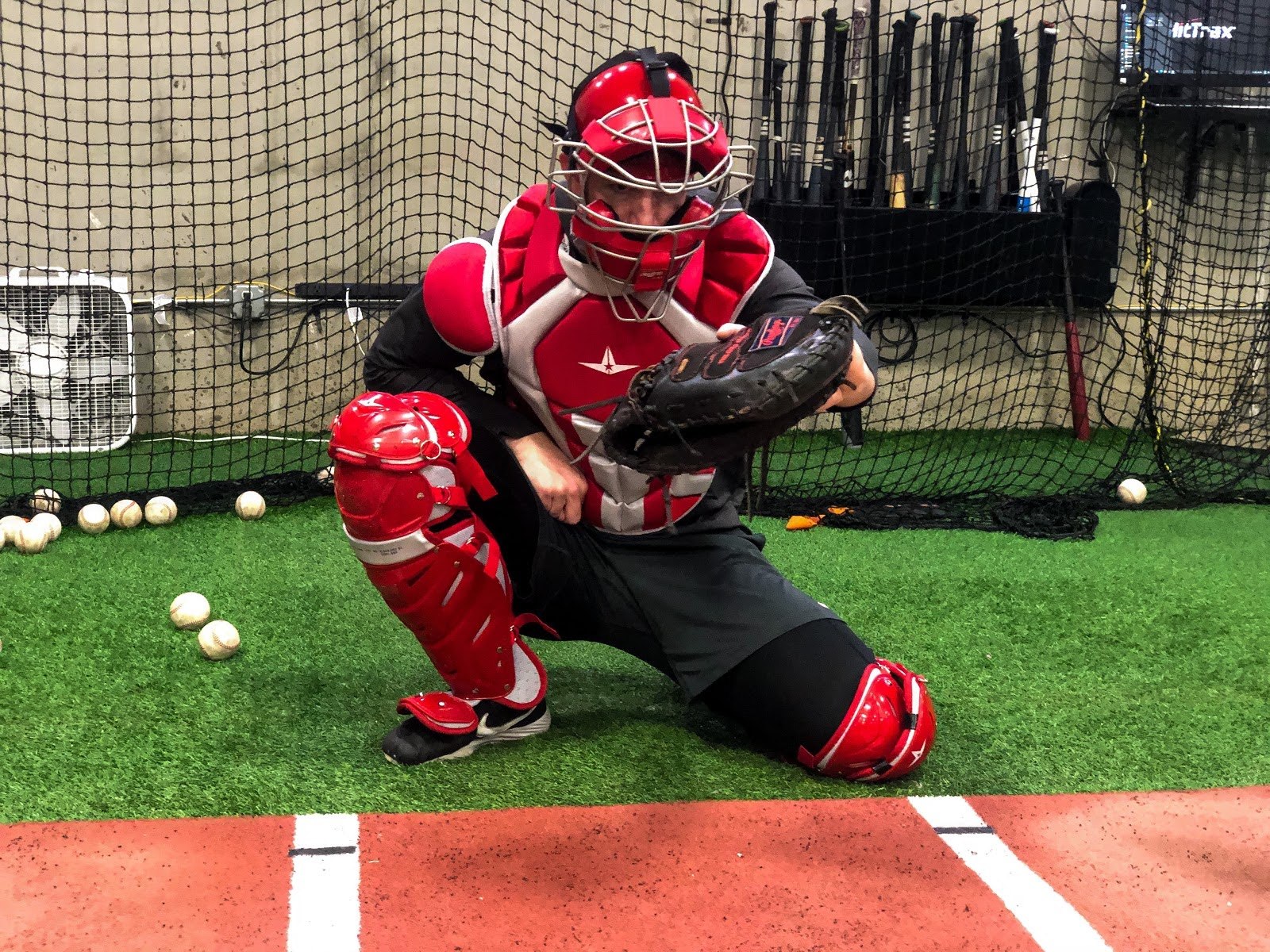 Catcher Breaks Arm: Whats the Recovery Time? - Plus Tips for a Speedy Return to Play