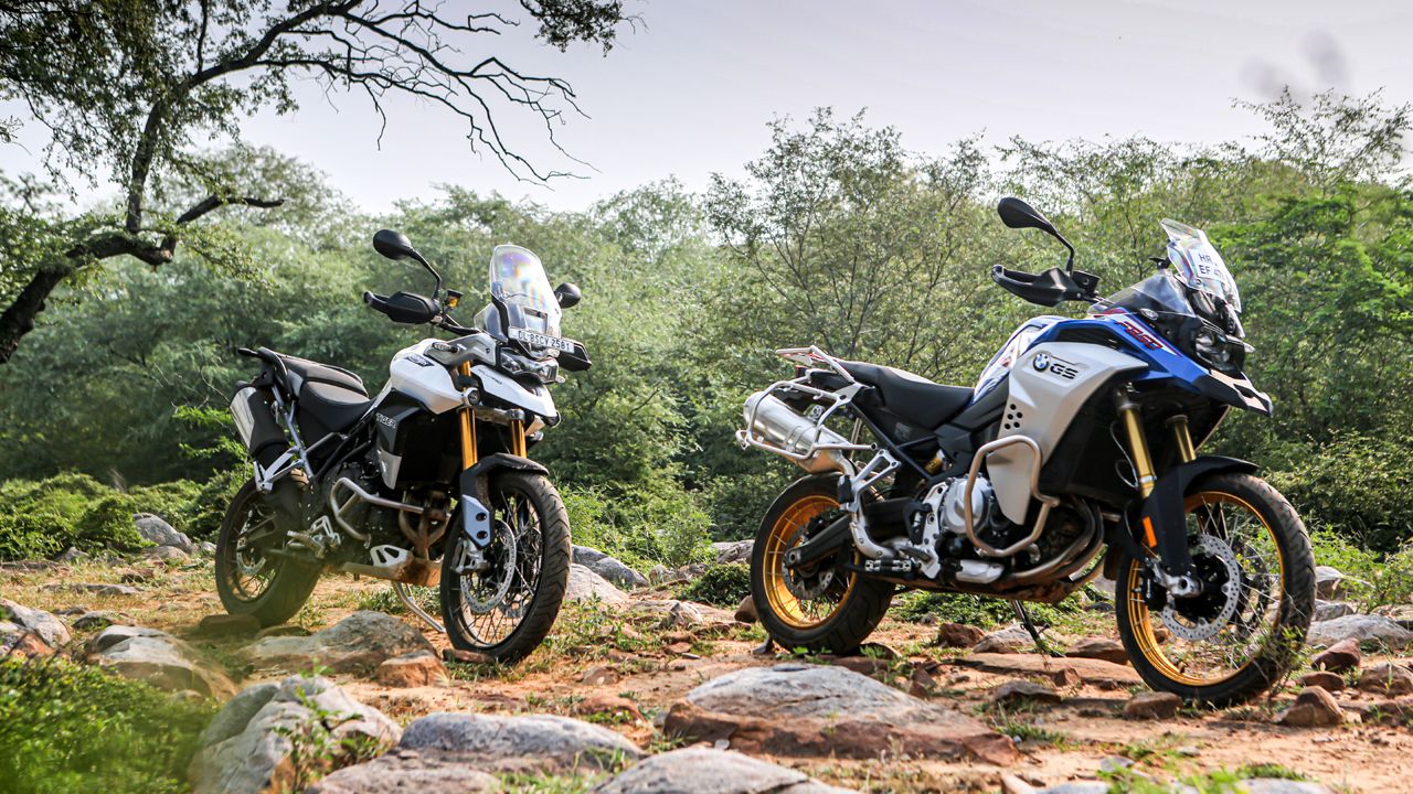 BMW GS 850 vs Triumph Tiger 900: Which is Better?