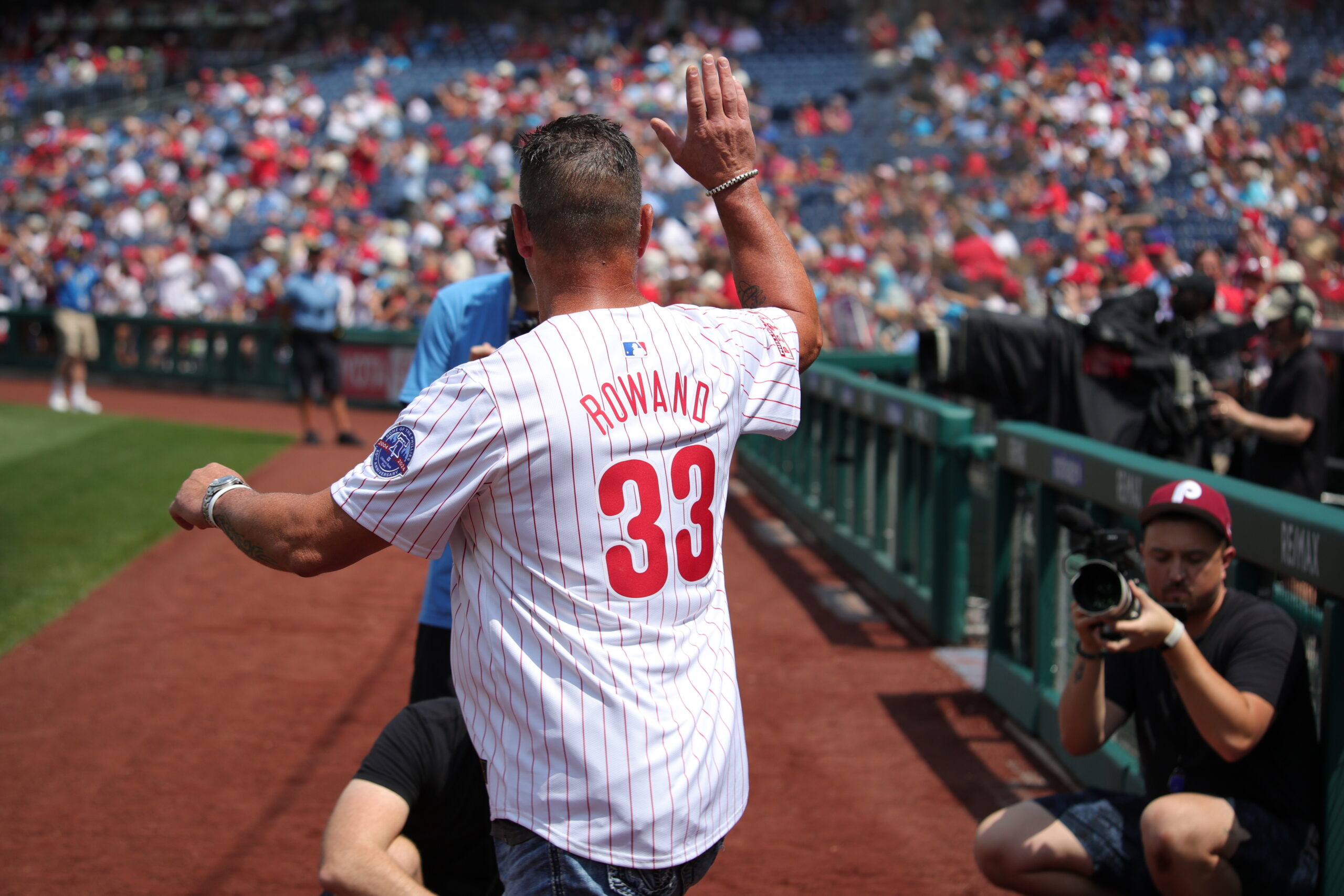 Phillies Aaron Rowands Toughest Outfield Moments (Remembering the Phillies Glory Days)
