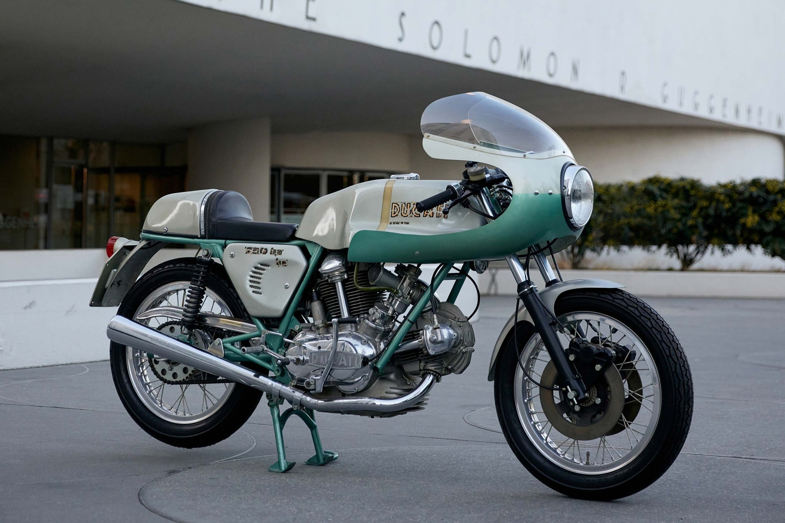 Ducati SS 750: Is It the Best Sportbike for You?