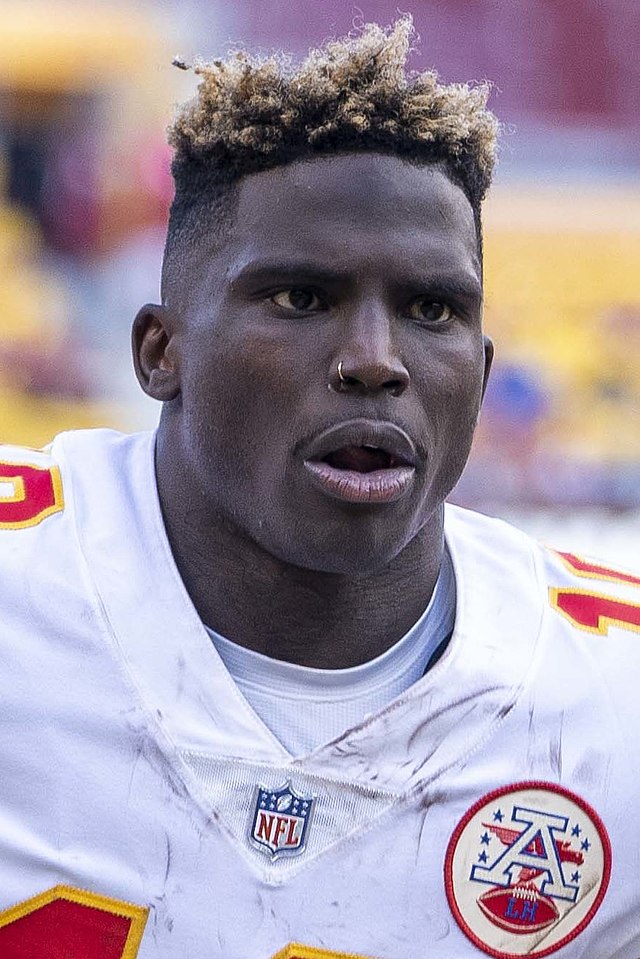 Tyreek Hill Height and Weight: Is He Under or Oversized for His Position?