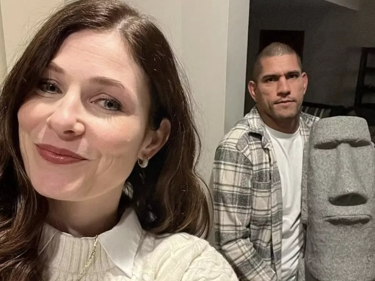 Alex Pereira Wife Photo: See the Lovely Couple Together!