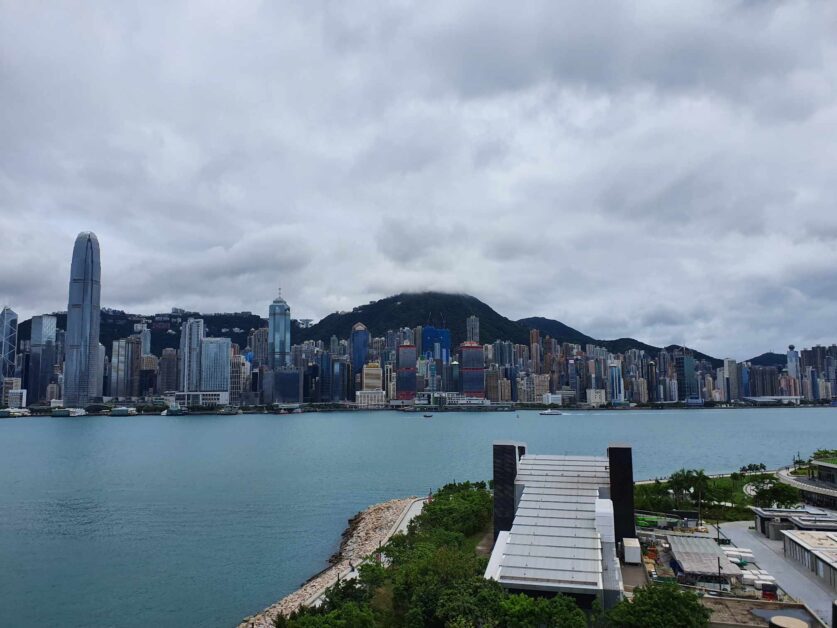 hk in january, is it a good time to visit? Find out the pros and cons here.