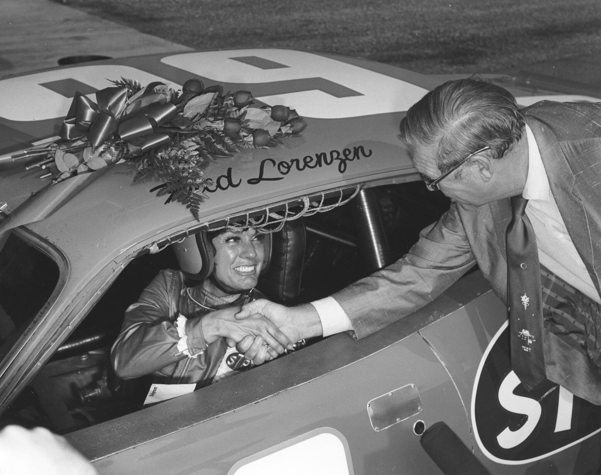 Best Female Car Racing Drivers: Check Out These Inspiring Speed Demons Now!