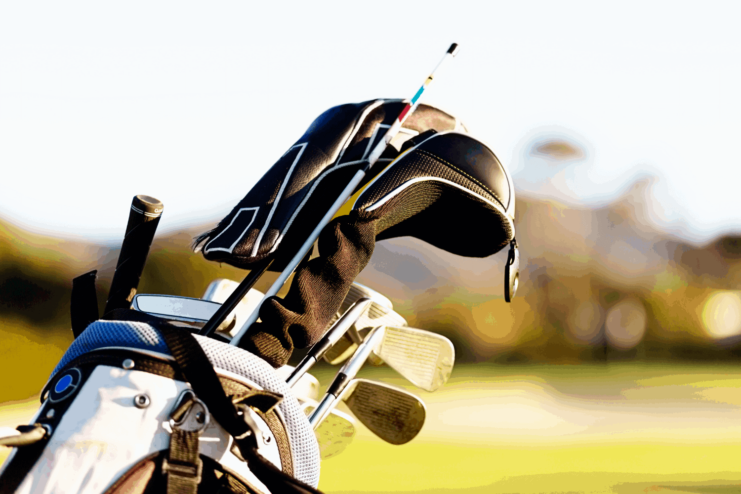 How to arrange golf clubs in bag? Simple steps for organizing your golf gear easily!