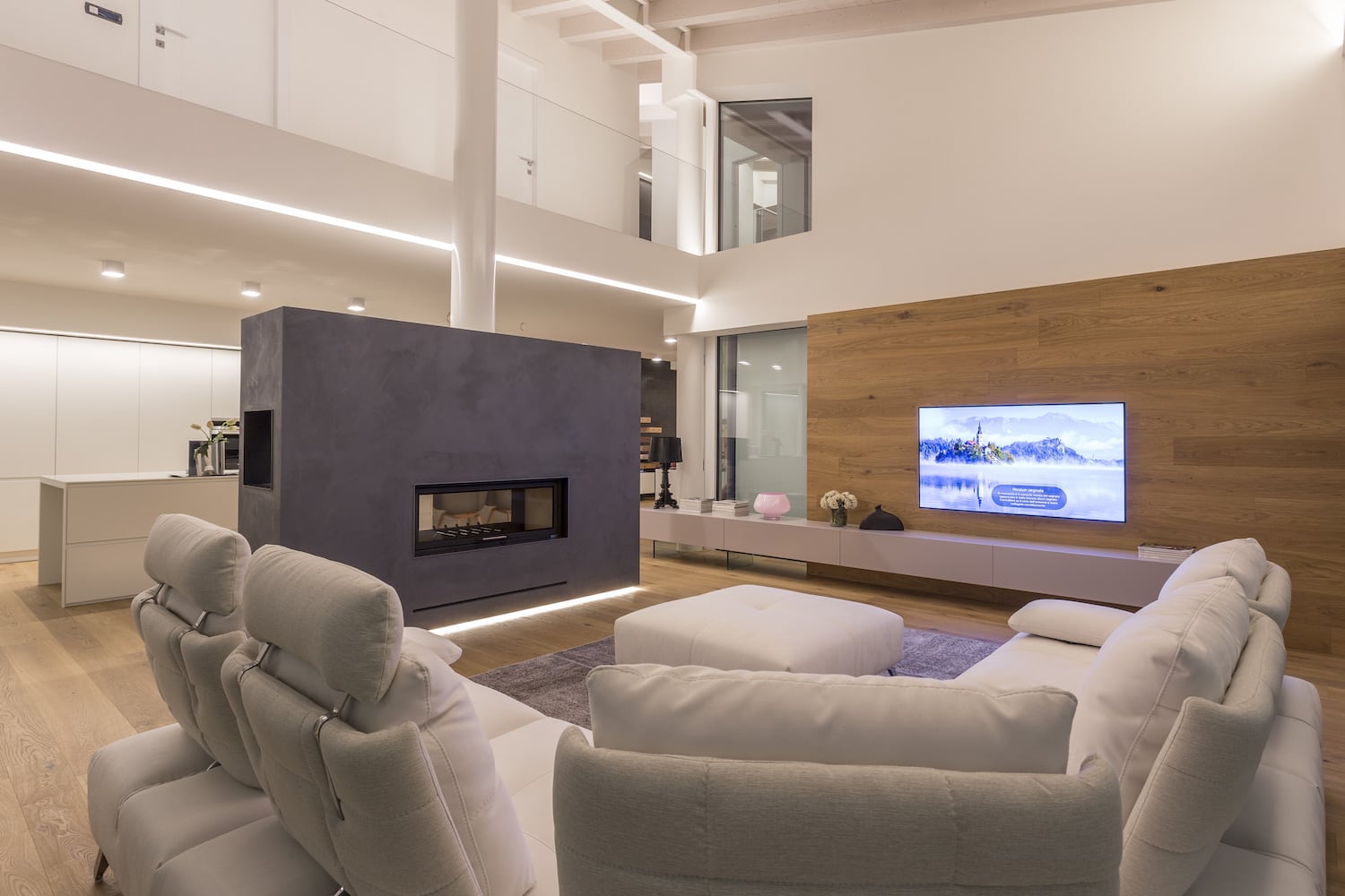 airy areas architecturally designed? Discover Light-Filled Spaces and Open-Plan Living Secrets.