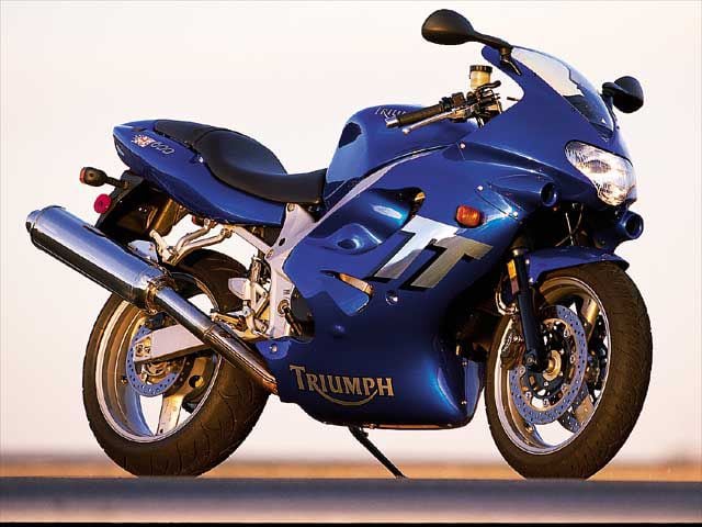 Triumph TT 600 Specs: A Look at This Bikes Engine and Performance!