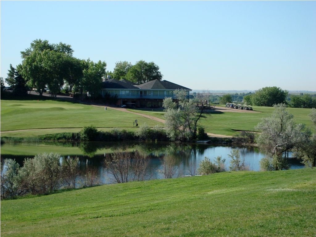 Mad Russian Golf Club: The Craziest Golf Experience Ever?