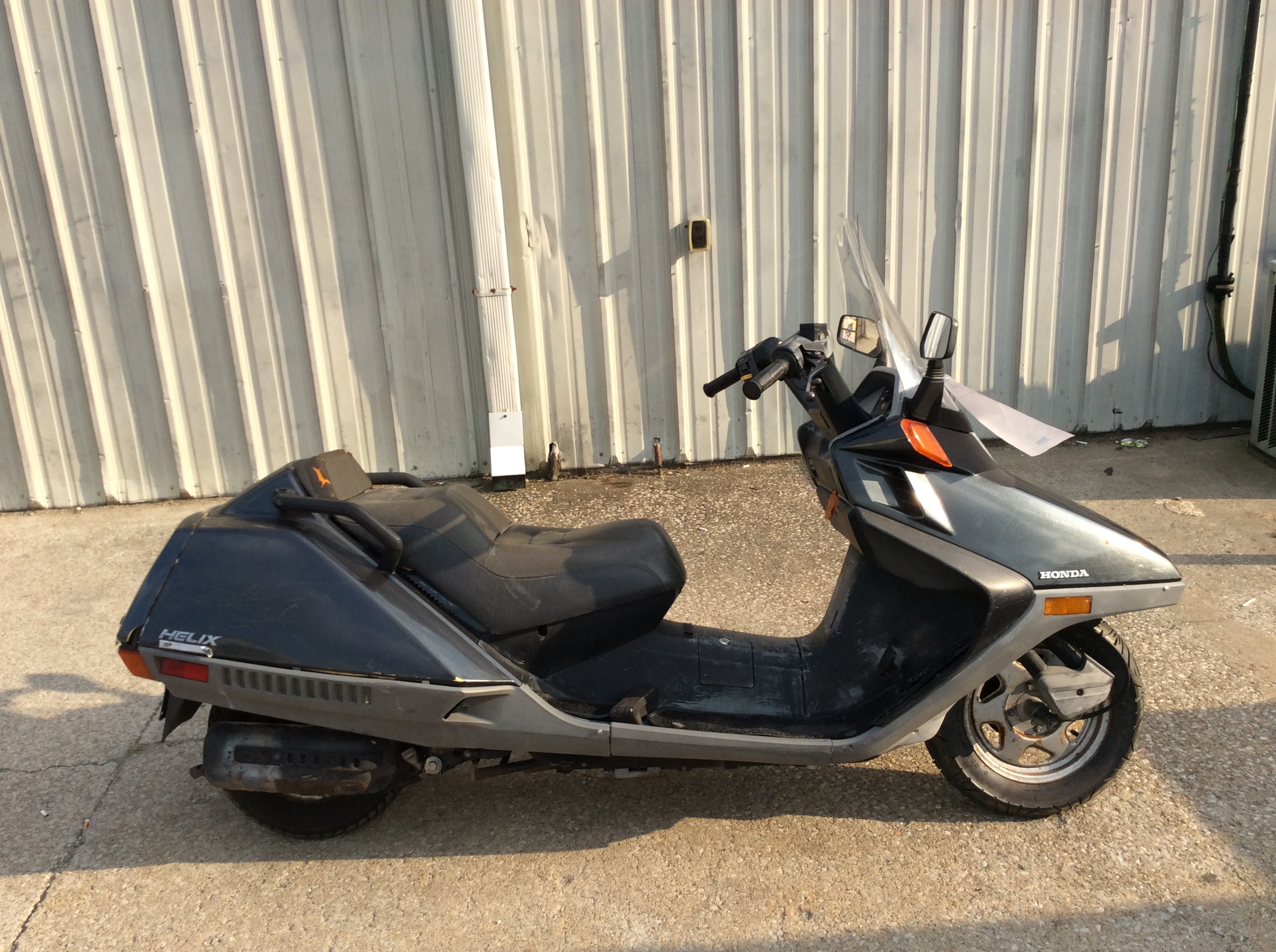 1987 Honda Helix value these days?Check this price guide now!