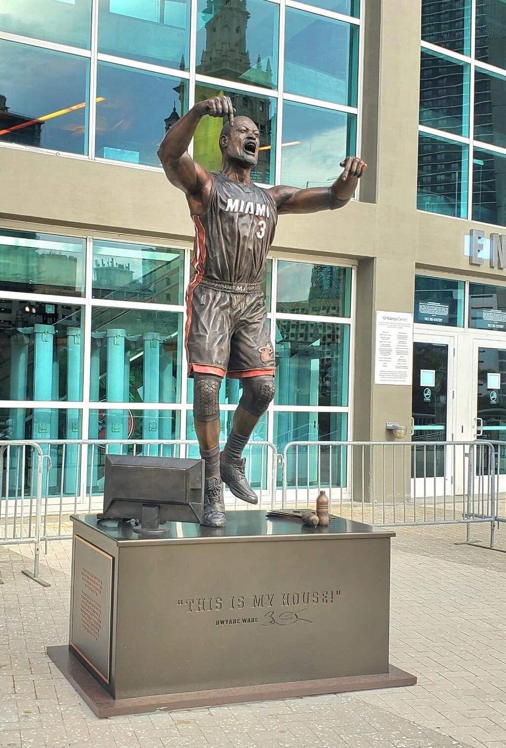 New Dwyane Wade Statue in Miami: A Fans Guide to Visiting the amazing bronze!