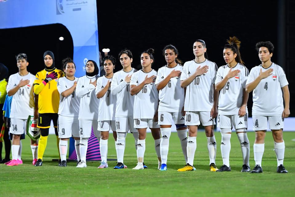 What are the top Iraq football clubs competing this season? Check out this list of the leading Iraqi teams.