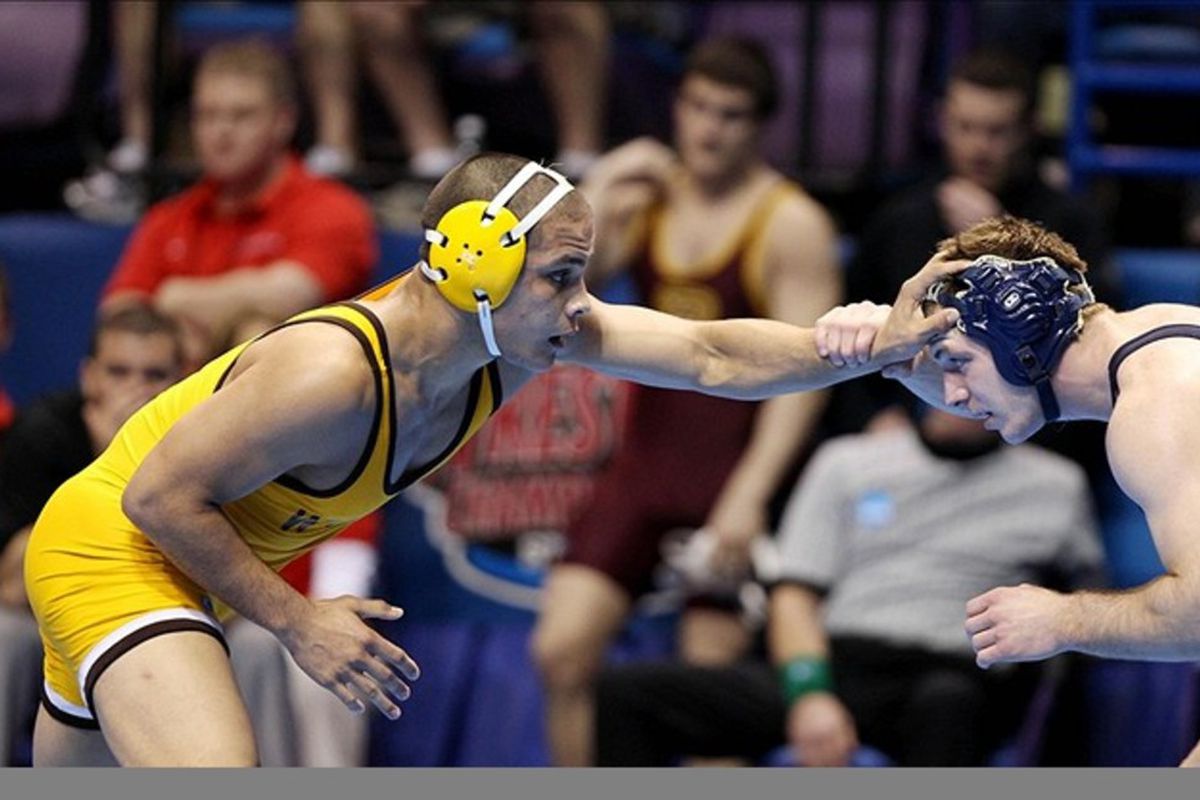 Want to know the biggest stories of 2012 ncaa wrestling? Discover the standout performers and final outcomes.