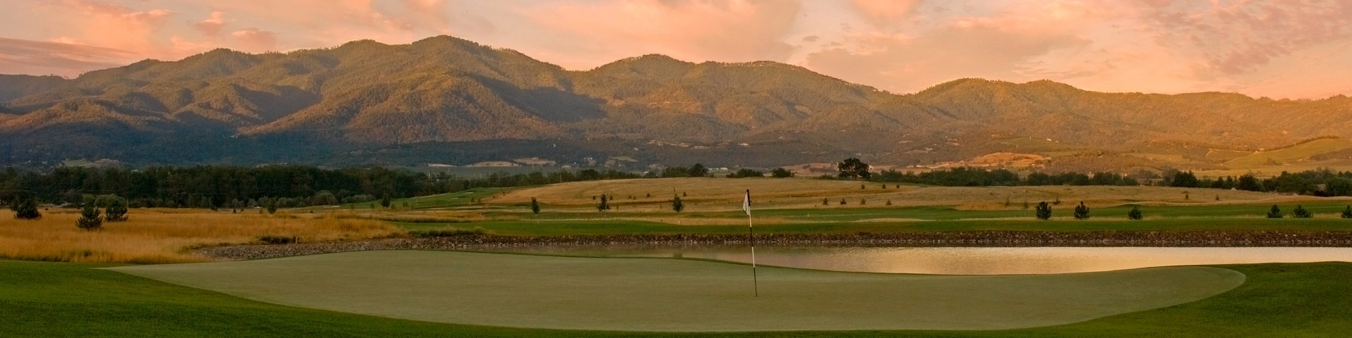 What are the green fees like? Find affordable rates and book tee times at Centennial Golf Course Medford Oregon online.