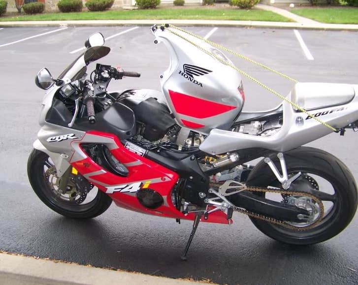 What are common problems for the 2001 cbr600 f4i? Learn about frequent issues and easy solutions.