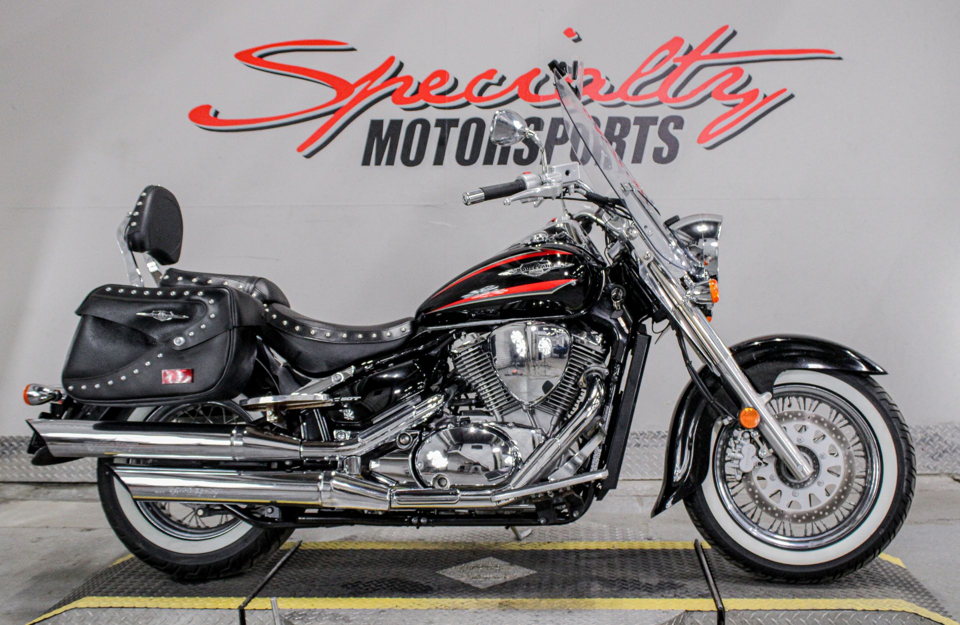Buying Guide: Suzuki Intruder 800 1995, Price and More Info
