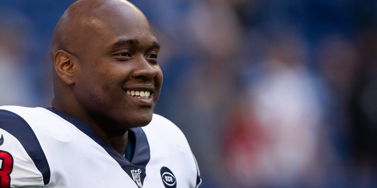 How does Laremy Tunsil alopecia impact his career? (Learn about his journey and inspiring resilience in football)