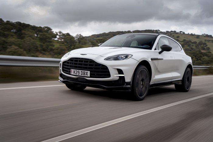 Need a simple 2023 aston martin review? (Discover what drivers really love about this luxury car)