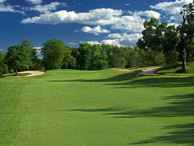 Whats So Good About Blue Fox Run Avon Connecticut? Find Out Why People Love It Here.