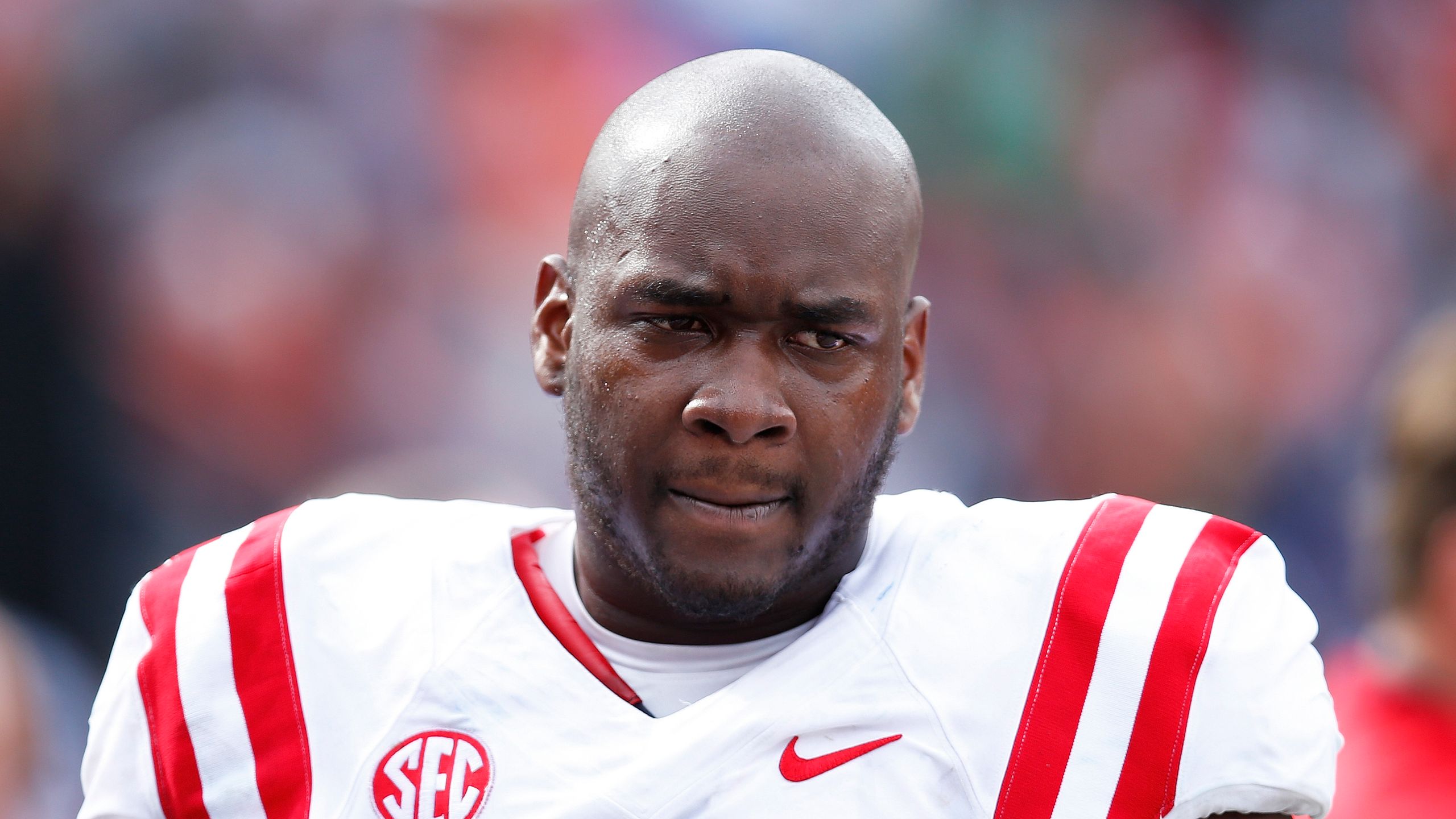 How does Laremy Tunsil alopecia impact his career? (Learn about his journey and inspiring resilience in football)