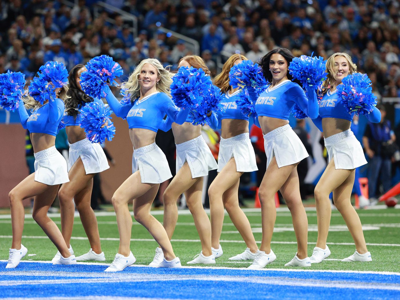 Want to follow all the detroit sports teams? Heres how to catch every game and all the scores!