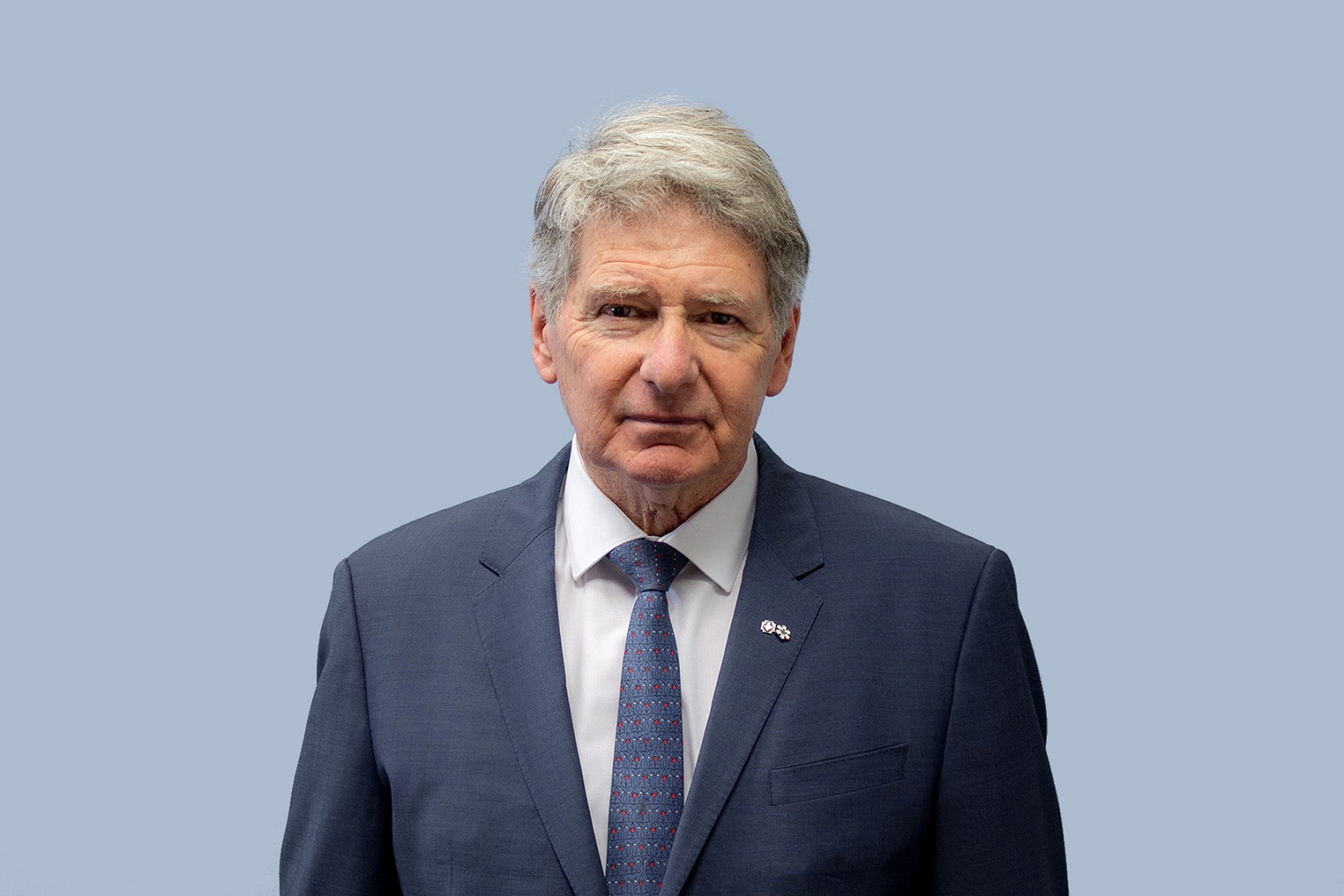 What makes John Parisella special? (His unique perspective on Canadian politics revealed clearly!)