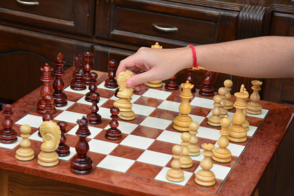 How to pick the best used chess set? Follow this easy guide to find your perfect match!