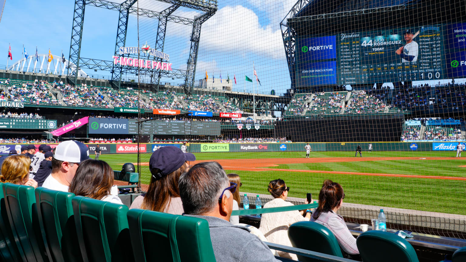Want Seattle Mariners Diamond Club tickets? Find out the simple way to get them now.