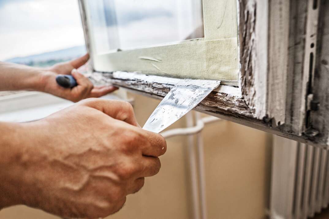 Need to fix a stuck window? Heres how to close a window that is stuck open without any fuss.