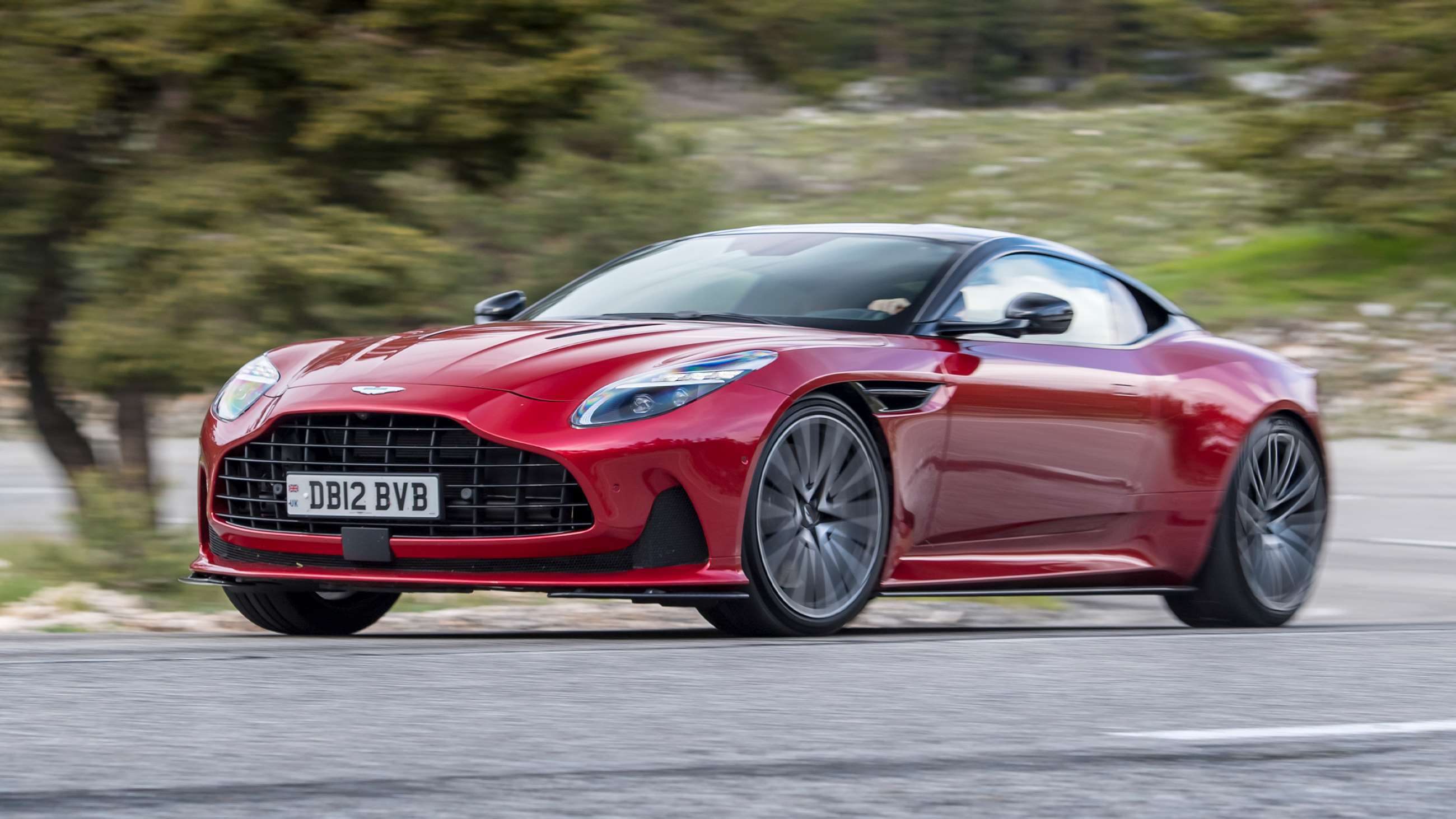Need a simple 2023 aston martin review? (Discover what drivers really love about this luxury car)