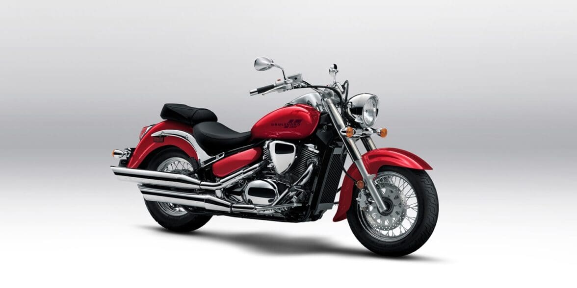 What are the key Suzuki C50 specifications? Learn about its engine, size, and other features now.