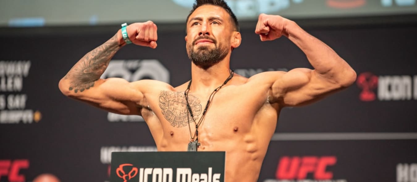 Best MMA Prop Bets: Expert Picks & Predictions for This Week