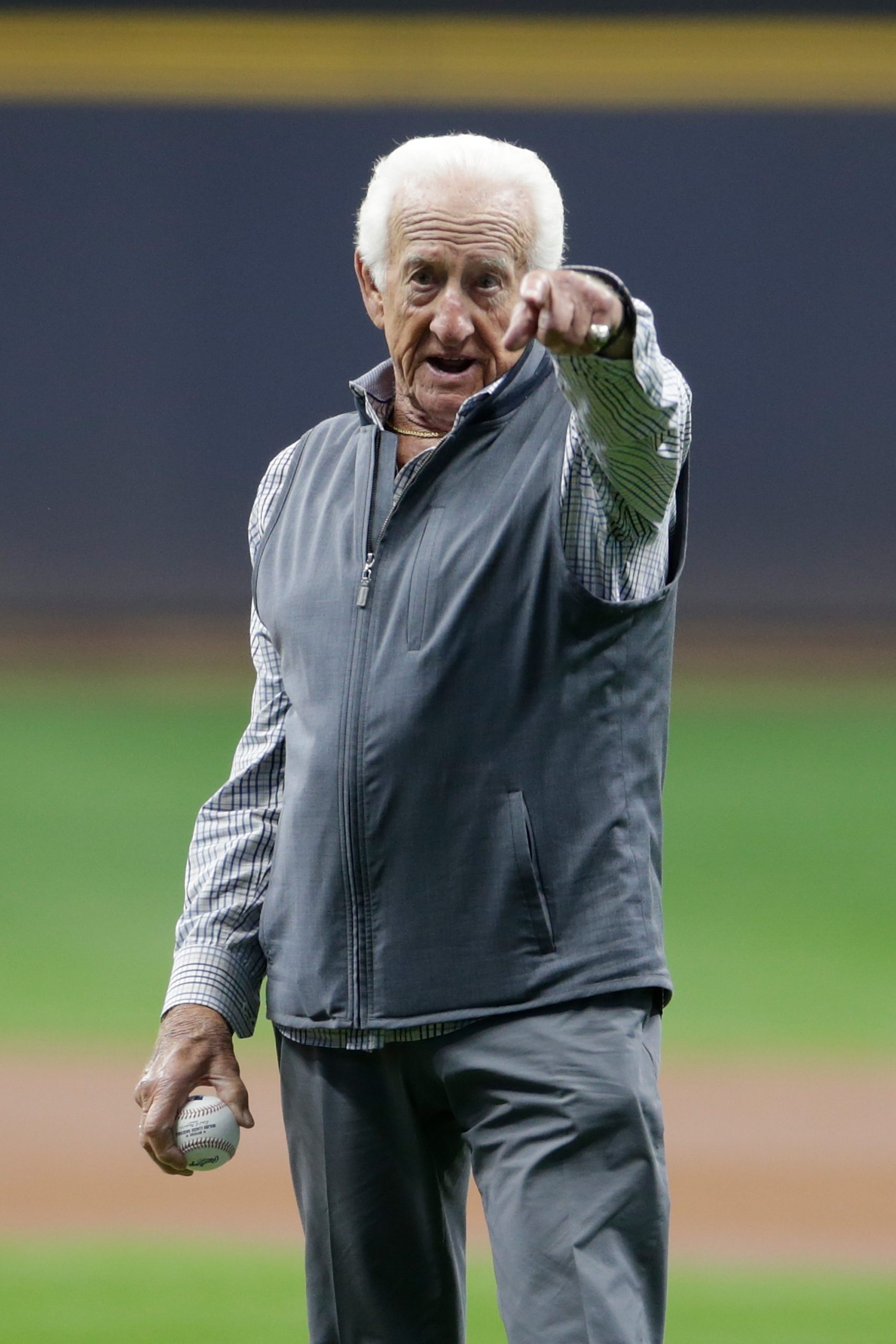 Lets talk bob uecker net worth: How did he build such an impressive financial portfolio over years?