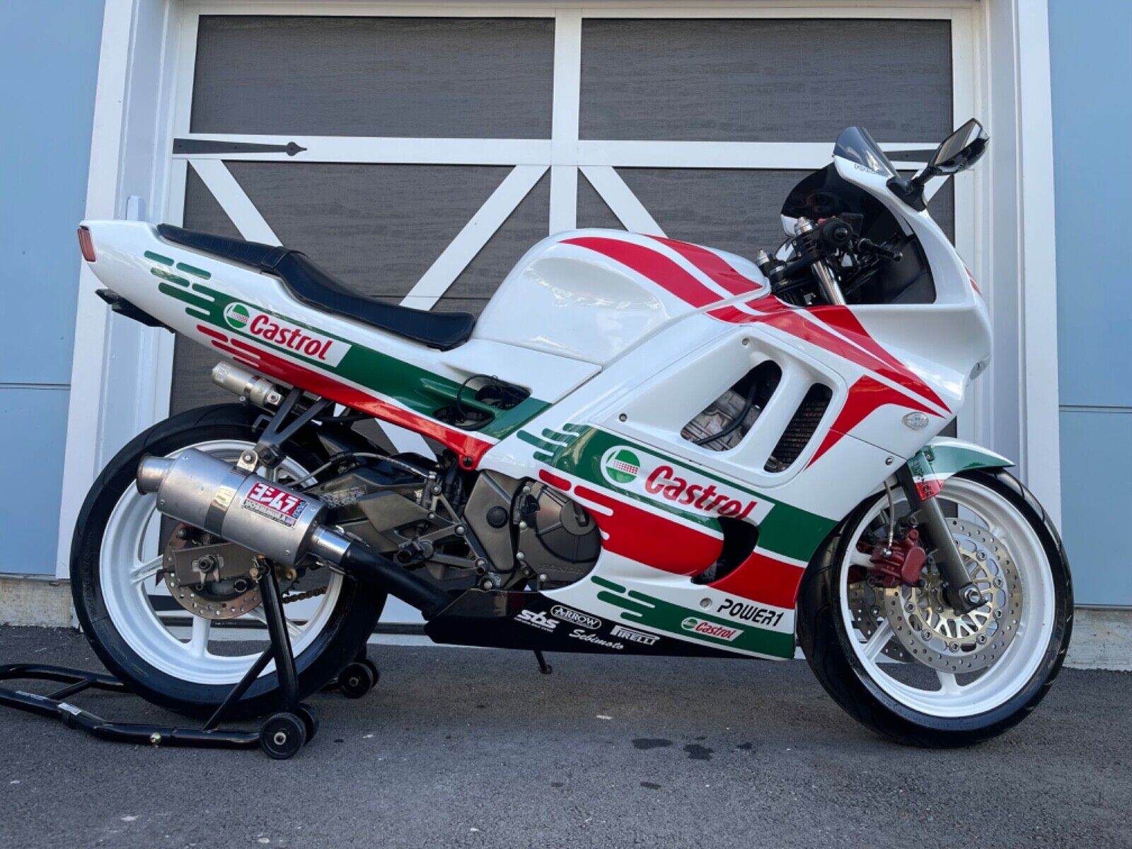 Looking for an F3 Honda? Discover the best places to find this classic motorcycle.