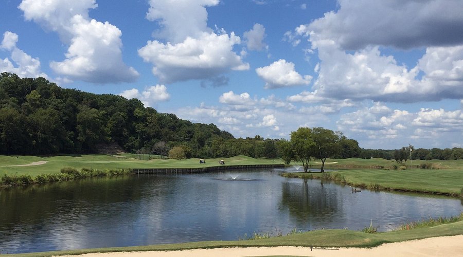Why visit Gaylord Golf Nashville TN? (Experience great golf and nearby fun!)