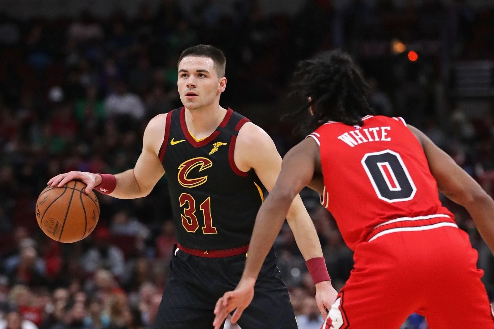 Why is Matt Mooney such a big hit with fans? Learn why basketball lovers are all talking about him.