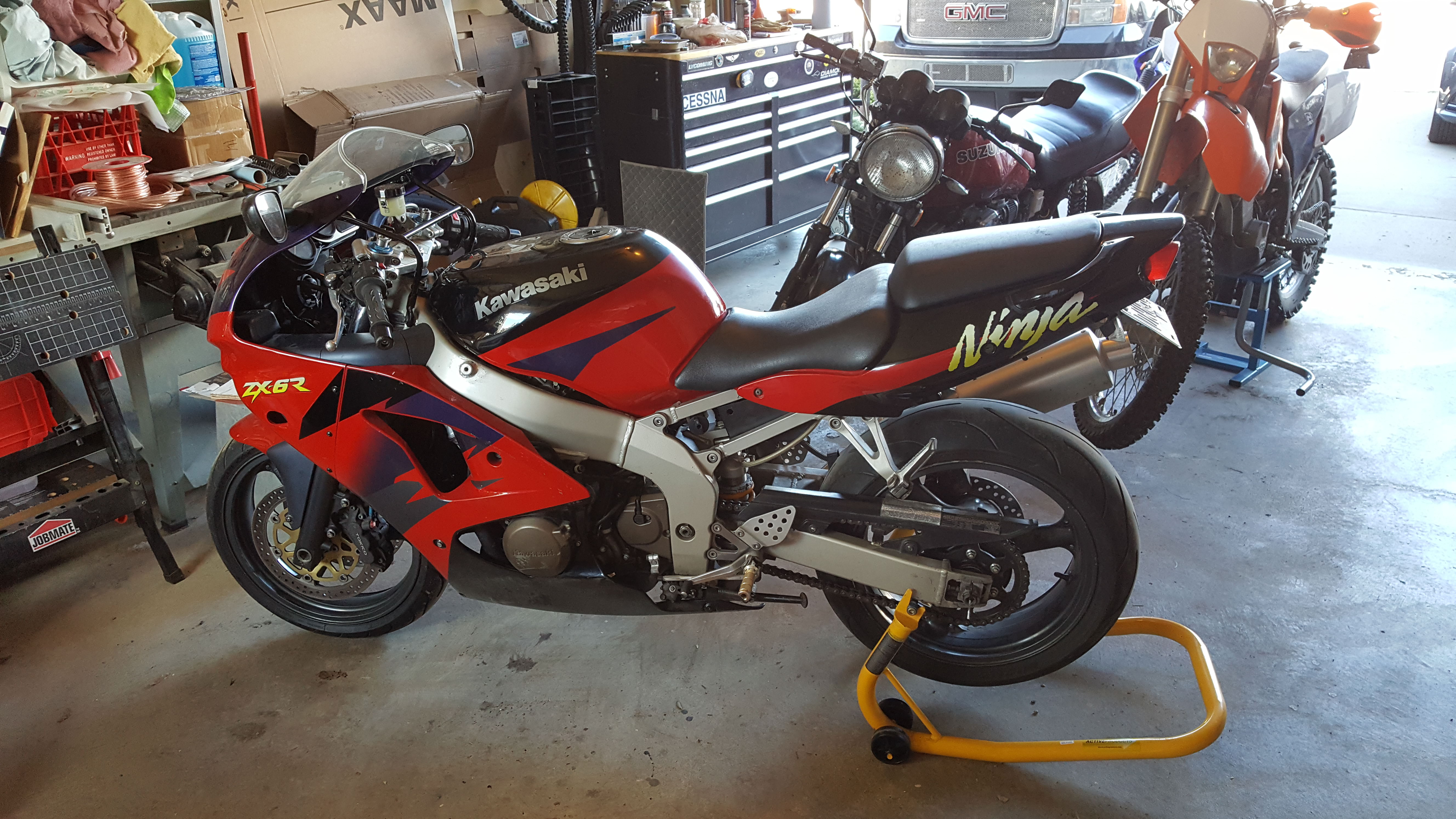 What are common problems with a 1998 kawasaki ninja zx6r? Learn how to spot them early.